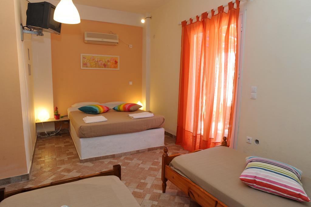 Pansion Andreas Apartment Tínos Cameră foto