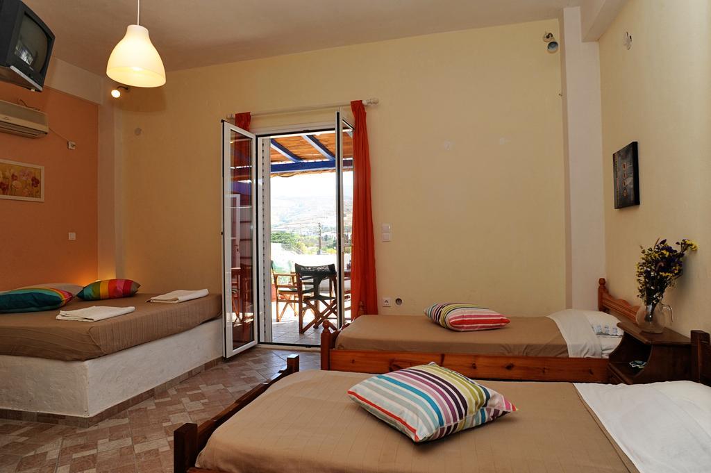 Pansion Andreas Apartment Tínos Cameră foto